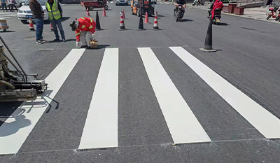 道路划线中的人行横道有哪些特点？